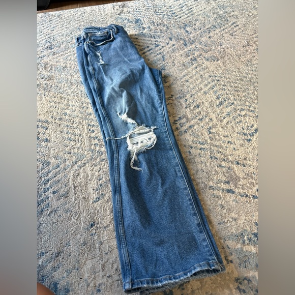 Good American distressed crop straight leg jeans size 14/32 - Picture 5 of 5